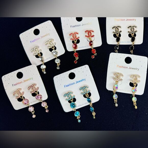 Pink Crystal Dangling Fashion Earrings - Picture 5 of 5